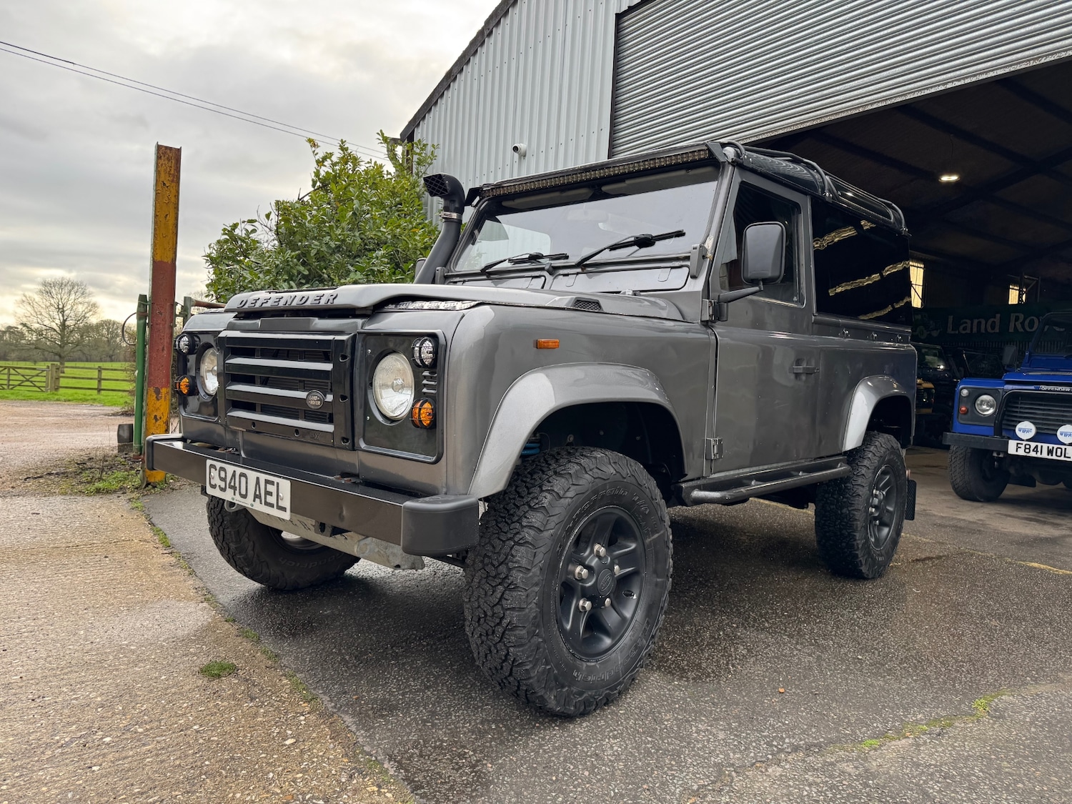 Used Land Rover Defender 90 1986 for sale - 77545353: Photo 6