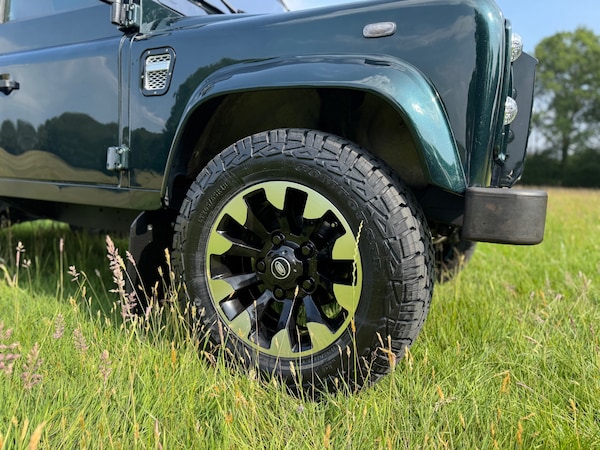 Used Land Rover Defender 110 1999 for sale - 74903081: Photo 10