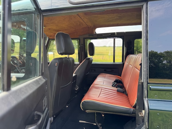 Used Land Rover Defender 110 1999 for sale - 74903081: Photo 16