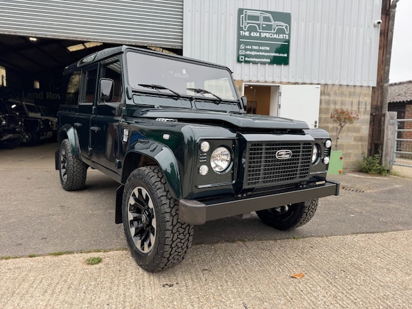 Used Land Rover Defender 110 1999 for sale - 74903081: Photo 1