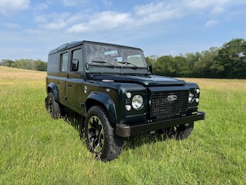 Used Land Rover Defender 110 1999 for sale - 74903081: Photo