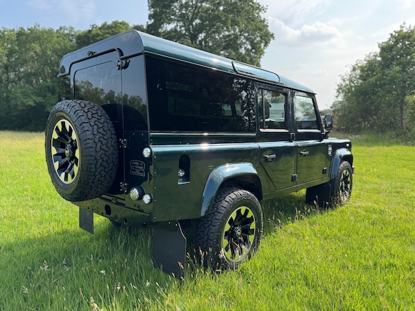 Used Land Rover Defender 110 1999 for sale - 74903081: Photo 8