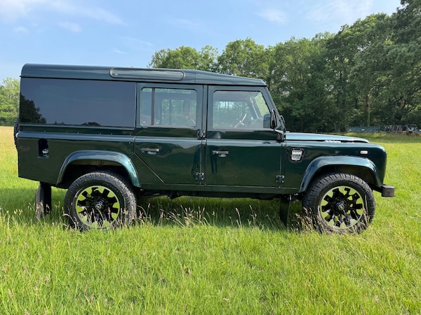 Used Land Rover Defender 110 1999 for sale - 74903081: Photo 9