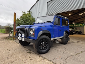 Used Land Rover Defender 90 1988 for sale - 77641333: Photo