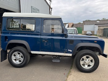 Used Land Rover Defender 90 2002 for sale - 78499654: Photo