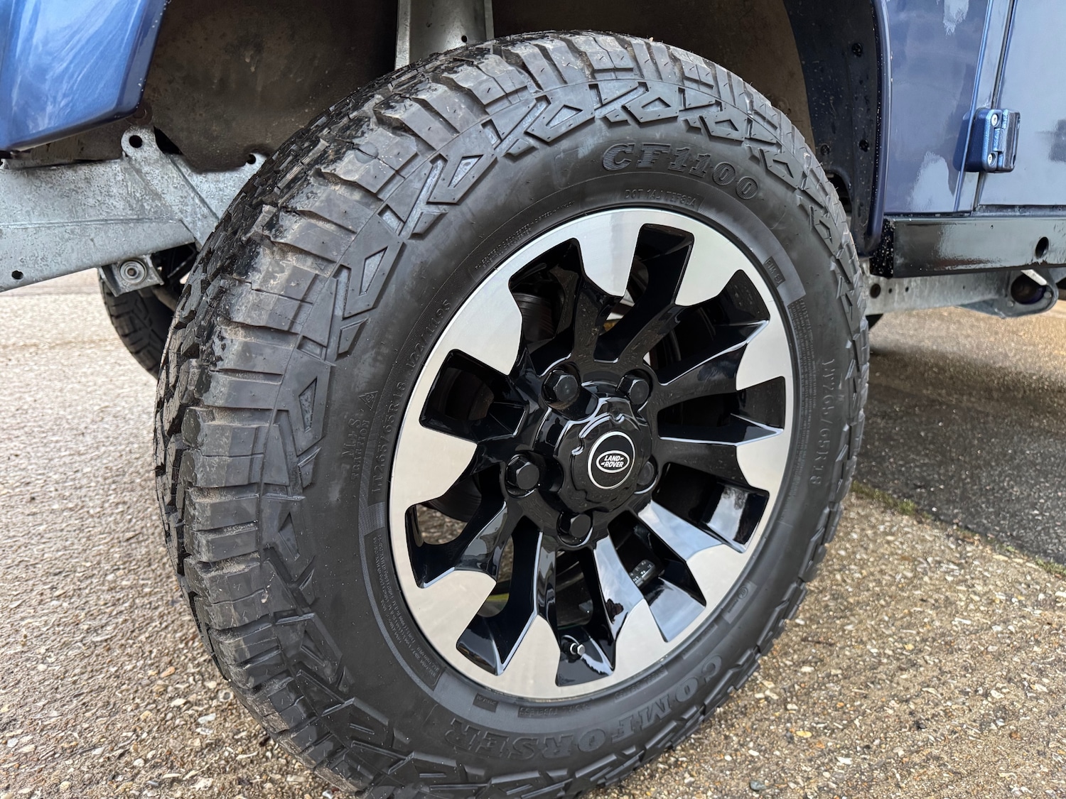 Used Land Rover Defender 90 1990 for sale - 76693101: Photo 10