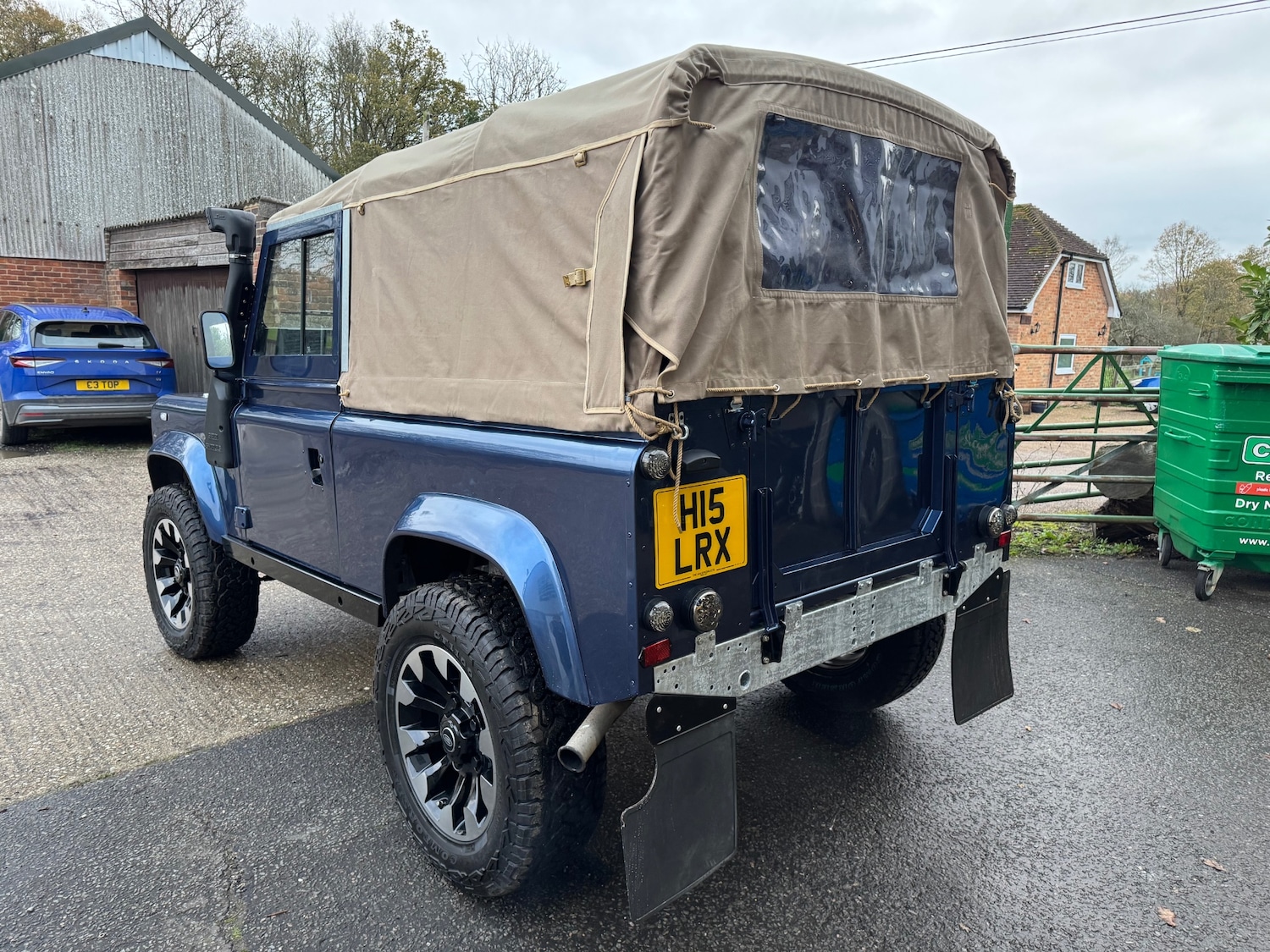 Used Land Rover Defender 90 1990 for sale - 76693101: Photo 11