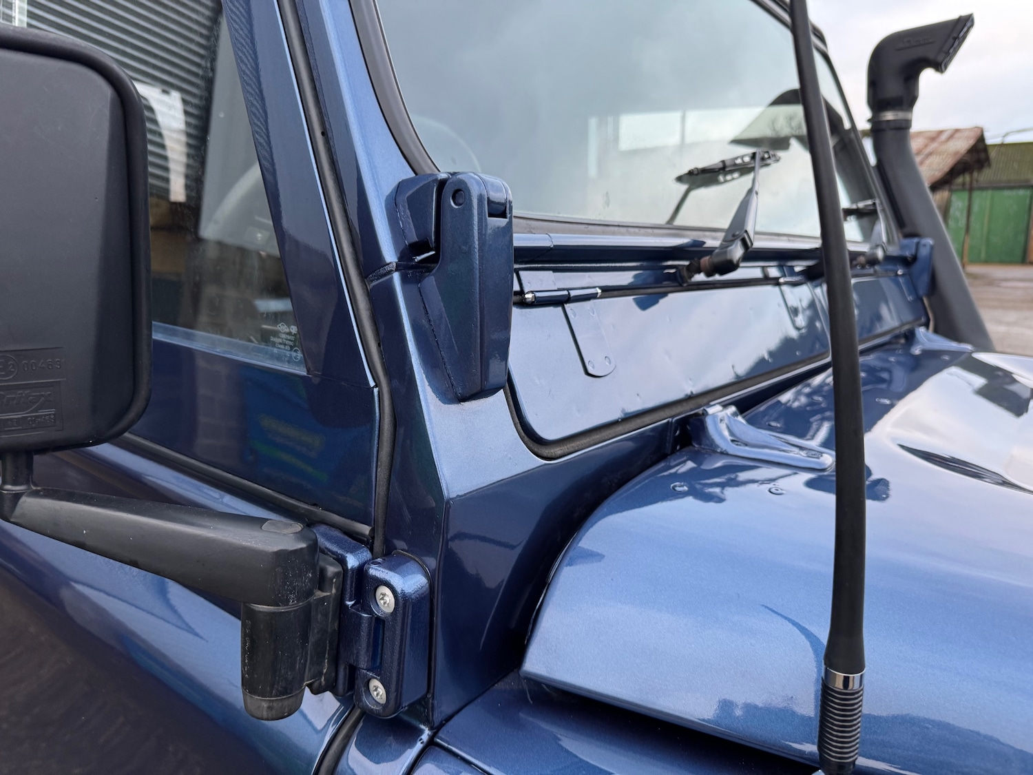 Used Land Rover Defender 90 1990 for sale - 76693101: Photo 5