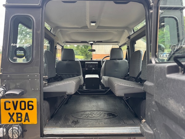 Used Land Rover Defender 90 2006 for sale - 75594026: Photo 12