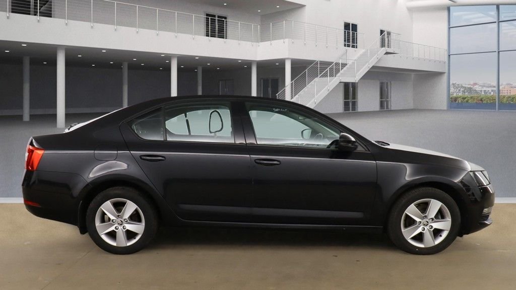 Used Skoda Octavia 2019 for sale - 76717224: Photo 5