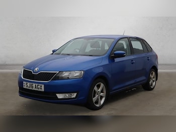 Used Skoda Rapid Spaceback 2016 for sale - 77748115: Photo