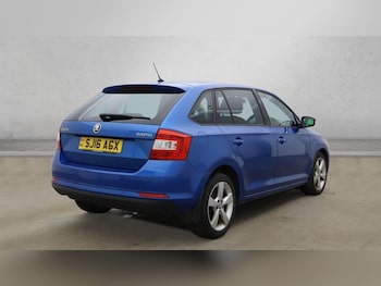 Used Skoda Rapid Spaceback 2016 for sale - 77748115: Photo
