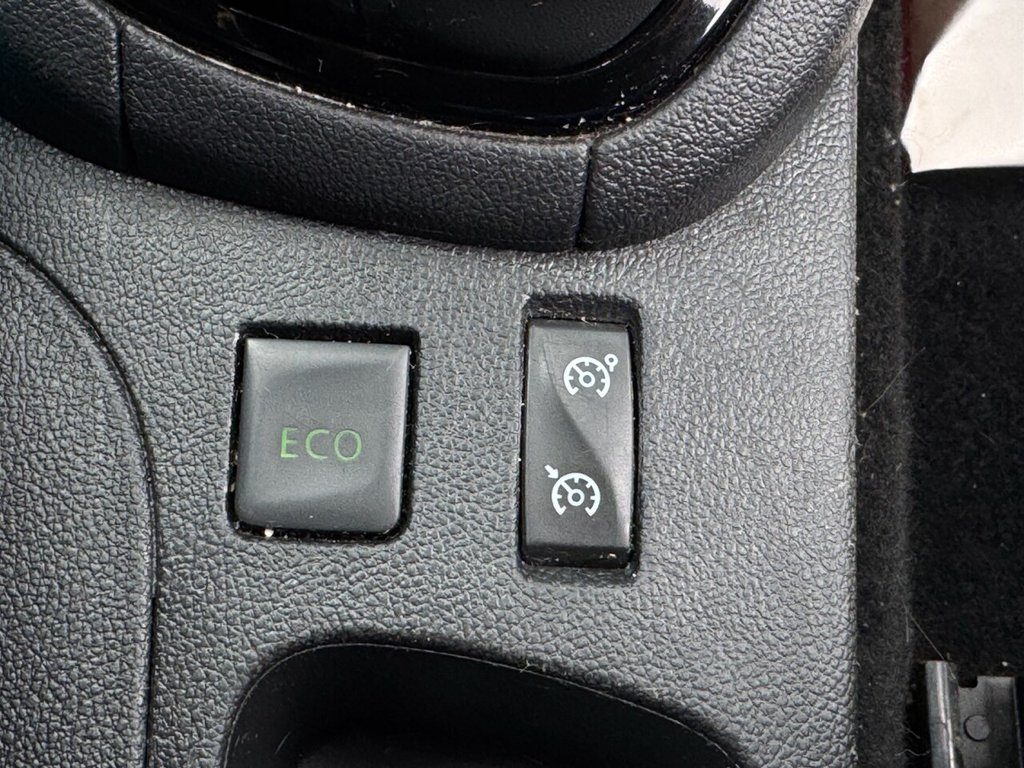 Used Renault Clio 2017 for sale - 77976719: Photo 19