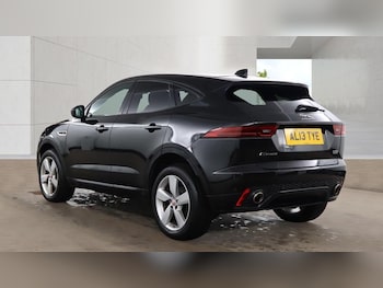 Used Jaguar E-Pace 2018 for sale - 79046143: Photo