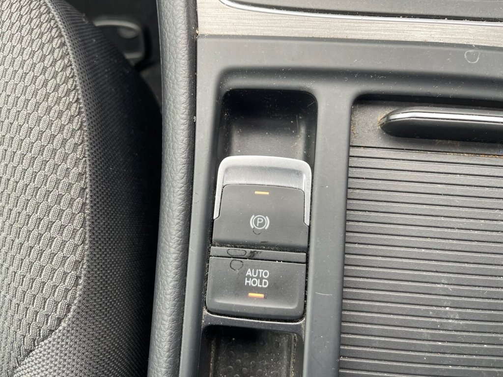 Used Volkswagen Golf 2015 for sale - 76617303: Photo 24