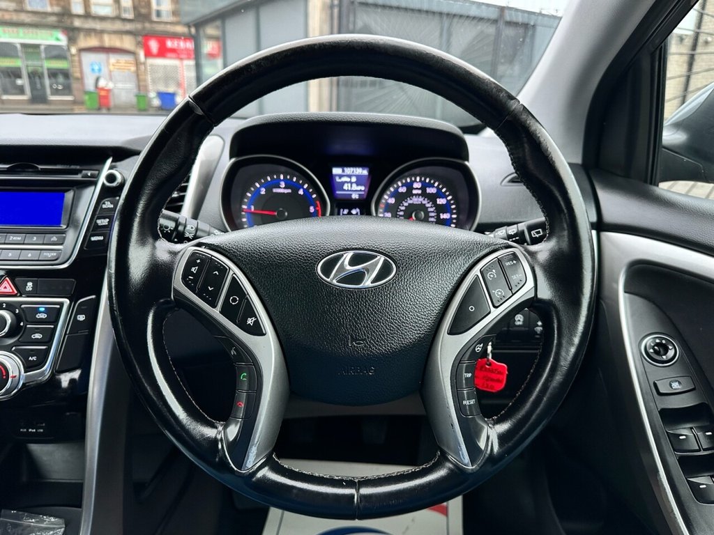 Used Hyundai i30 2013 for sale - 76999229: Photo 9