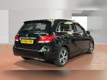 Used Mercedes-Benz B Class 2016 for sale - 79618953: Photo