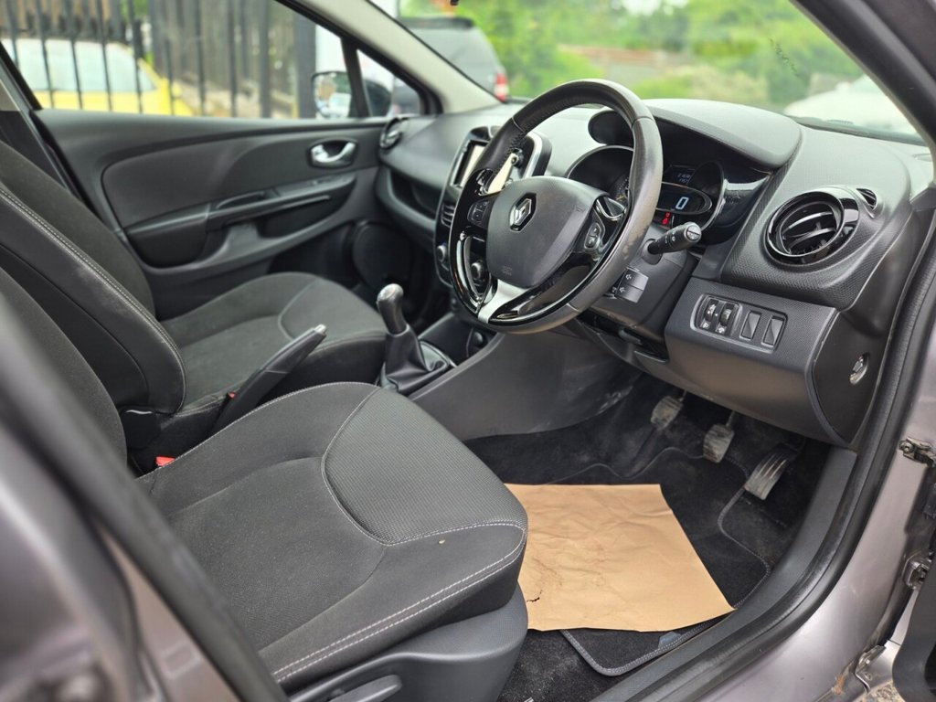 Used Renault Clio 2015 for sale - 76118541: Photo 11