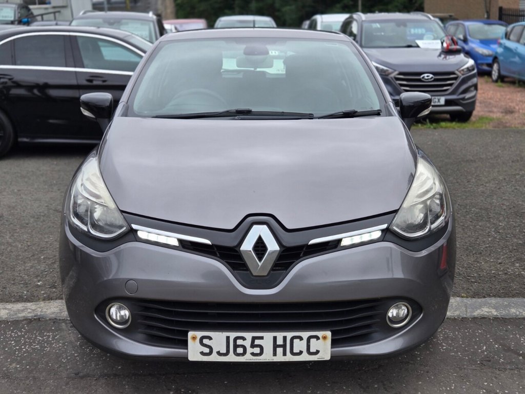 Used Renault Clio 2015 for sale - 76118541: Photo 2