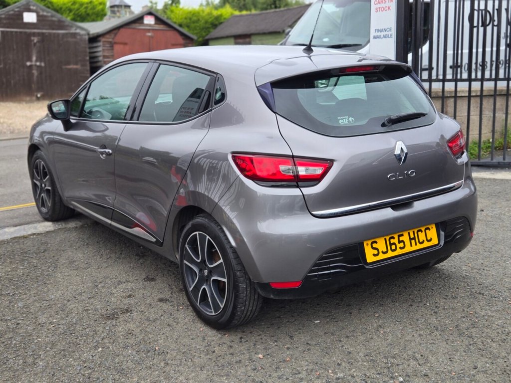 Used Renault Clio 2015 for sale - 76118541: Photo 5