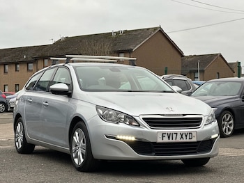 2017 (17) - 1.2 PureTech 130 Active 5dr EAT6