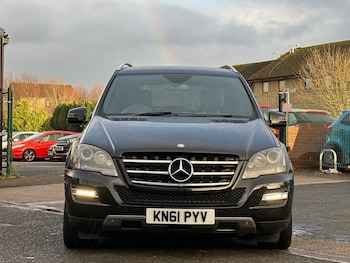 Used Mercedes-Benz M Class 2011 for sale - 77764916: Photo