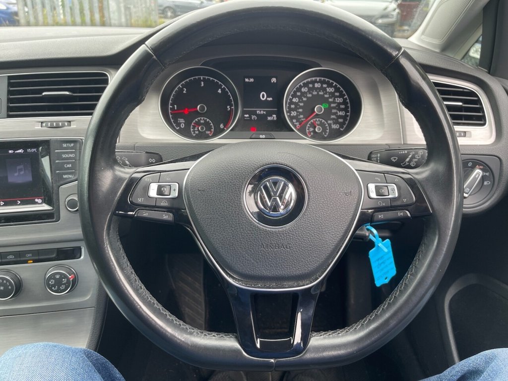 Used Volkswagen Golf 2015 for sale - 77666667: Photo 15