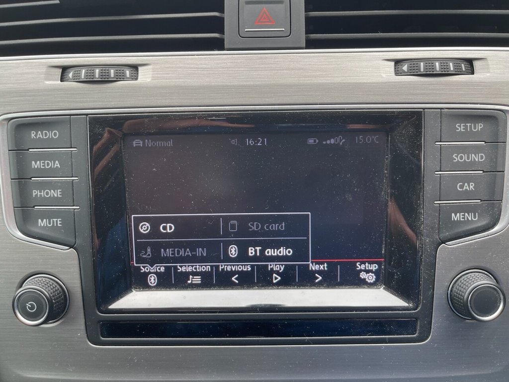 Used Volkswagen Golf 2015 for sale - 77666667: Photo 20