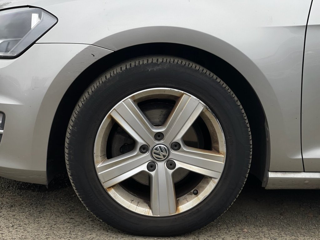 Used Volkswagen Golf 2015 for sale - 77666667: Photo 28