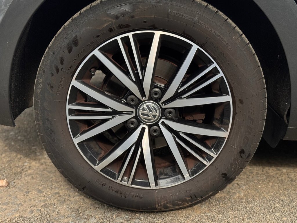 Used Volkswagen Golf 2018 for sale - 76469970: Photo 10