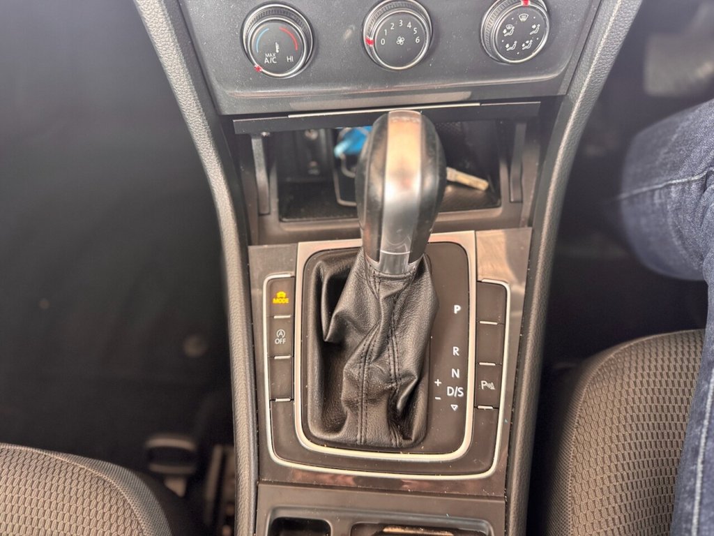 Used Volkswagen Golf 2018 for sale - 76469970: Photo 23