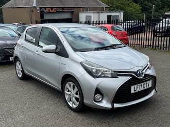 Used Toyota Yaris 2017 for sale - 79654885: Photo