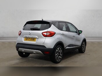 Used Renault Captur 2017 for sale - 77287722: Photo