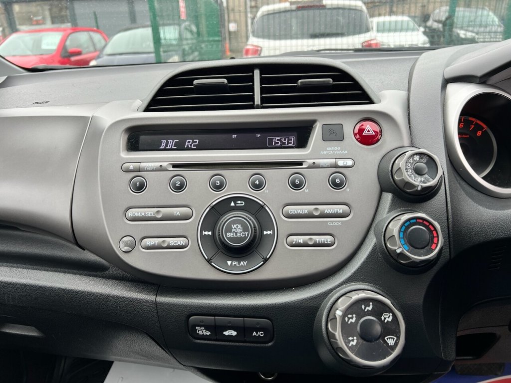 Used Honda Jazz 2010 for sale - 75998995: Photo 13