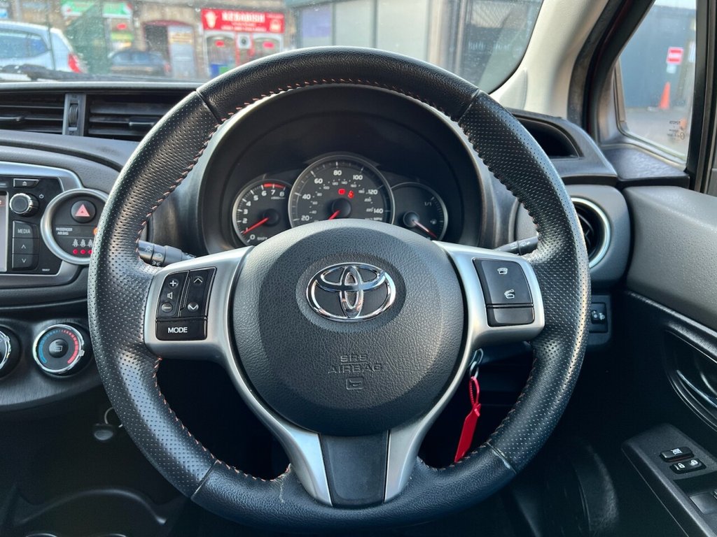 Used Toyota Yaris 2012 for sale - 77919560: Photo 9