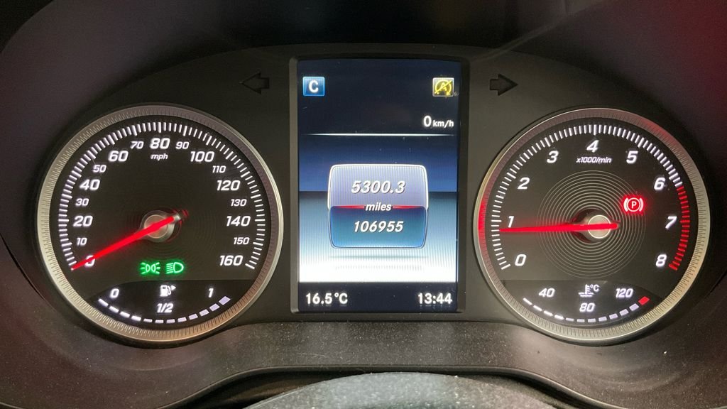 Used Mercedes-Benz C Class 2015 for sale - 77038043: Photo 16