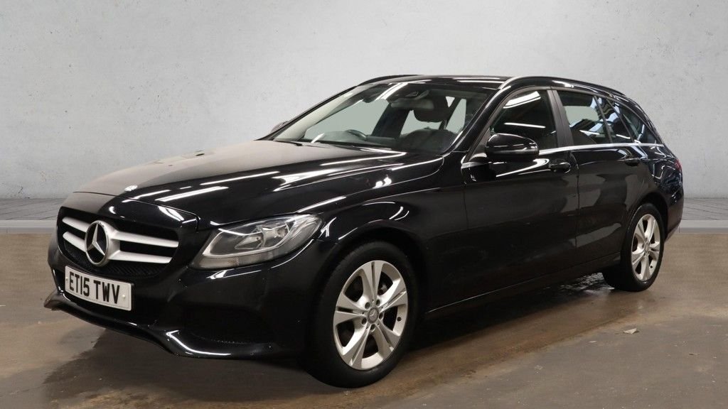 Used Mercedes-Benz C Class 2015 for sale - 77038043: Photo 2