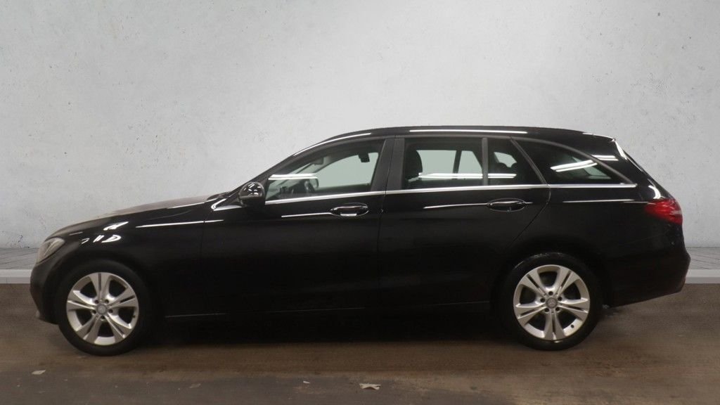 Used Mercedes-Benz C Class 2015 for sale - 77038043: Photo 6