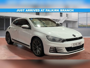 Used Volkswagen Scirocco 2016 for sale - 78102616: Photo