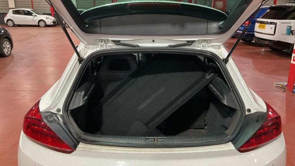 Used Volkswagen Scirocco 2016 for sale - 78102616: Photo 7