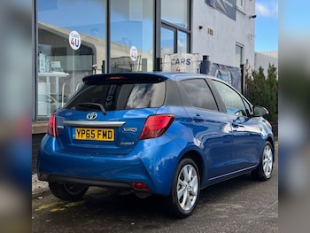 Used Toyota Yaris 2015 for sale - 76509452: Photo