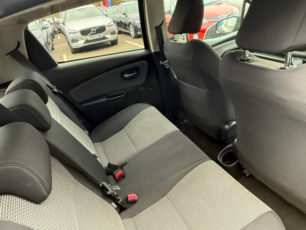 Used Toyota Yaris 2016 for sale - 76454055: Photo 10