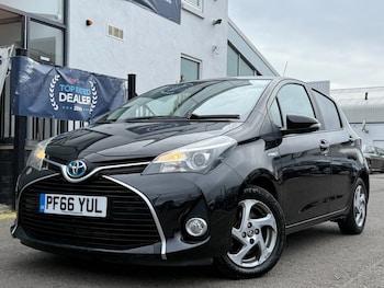 Used Toyota Yaris 2016 for sale - 76454055: Photo