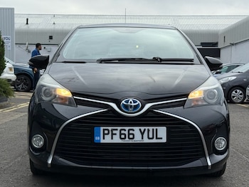 Used Toyota Yaris 2016 for sale - 76454055: Photo