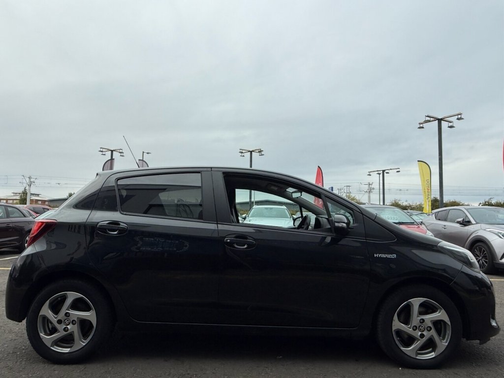 Used Toyota Yaris 2016 for sale - 76454055: Photo 8