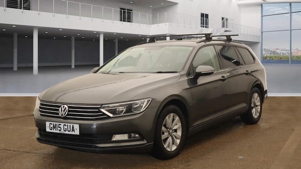 Used Volkswagen Passat 2015 for sale - 76068395: Photo 2