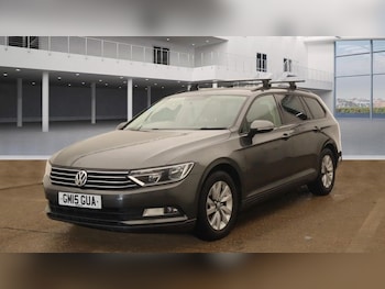 Used Volkswagen Passat 2015 for sale - 76068395: Photo 2