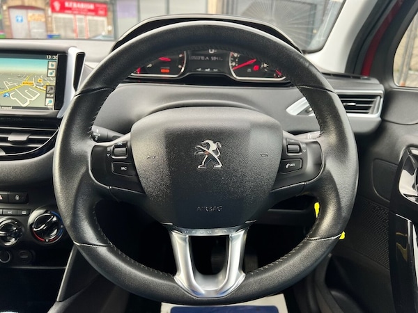 Used Peugeot 208 2014 for sale - 72787938: Photo 8
