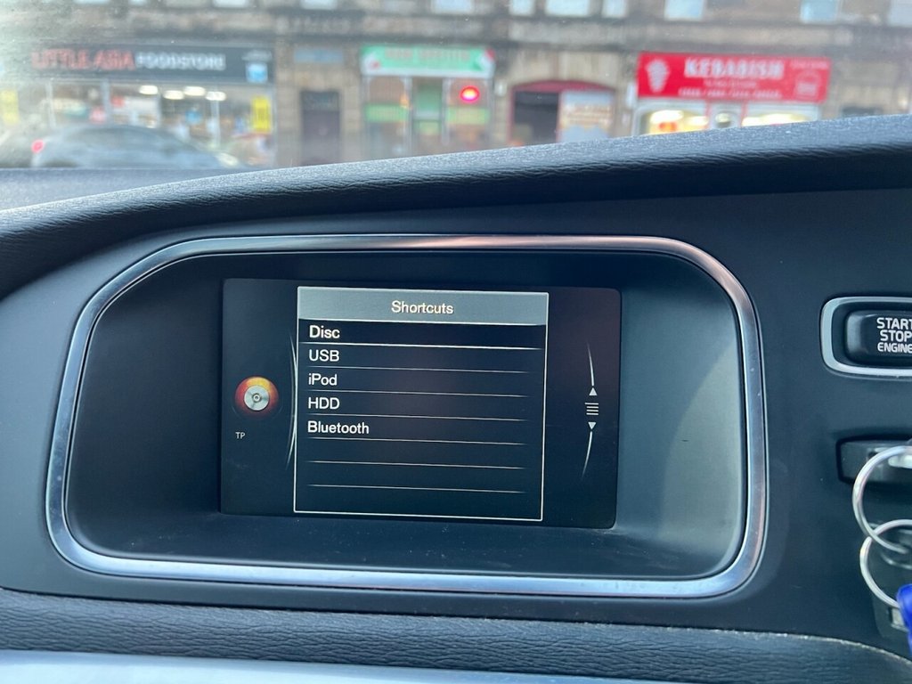 Used Volvo V40 2014 for sale - 76317201: Photo 10