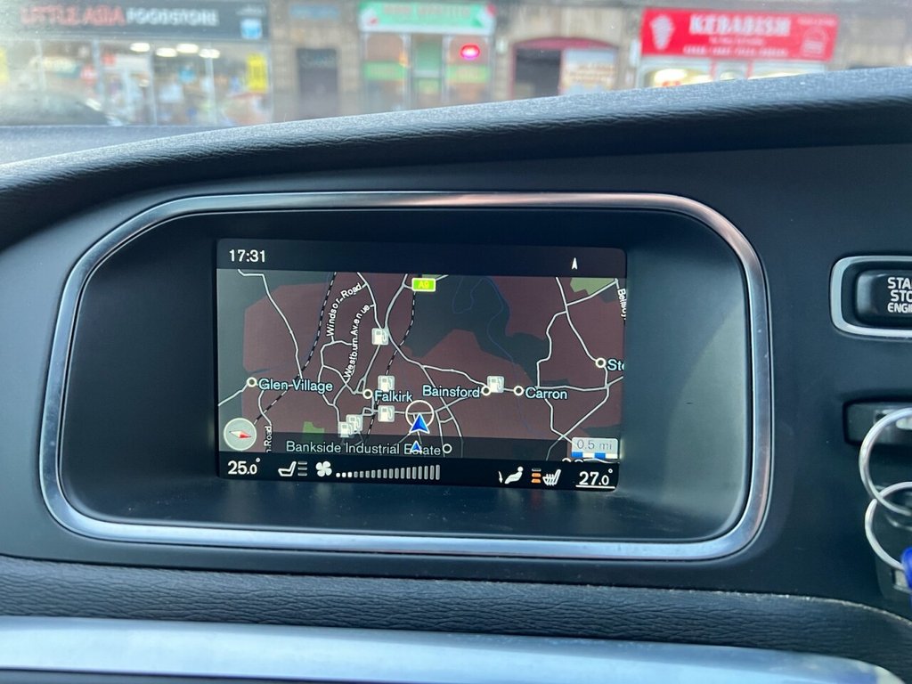 Used Volvo V40 2014 for sale - 76317201: Photo 11